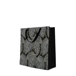 Ajándéktáska prémium közepes - Jungle Leaves 20x10x25 cm