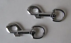 Karabiner félkör alakú szemmel 12/60