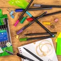 Következő termékkép Bélés "Triplus 334 Box" készlet, 10 szín, 0,3 mm, STAEDTLER