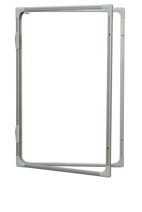 Termék főképe Vitrína interiérová s vertikálním otevíráním 90x60cm, magnetický povrch, model 2