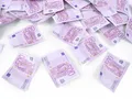 Lövés konfetti pénz 500 € 60cm [1 db]