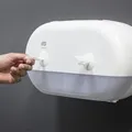 Következő termékkép TORK SmartOne Twin Mini adagoló WC-papírhoz, központi kihajtható fehér T9 [1 db]